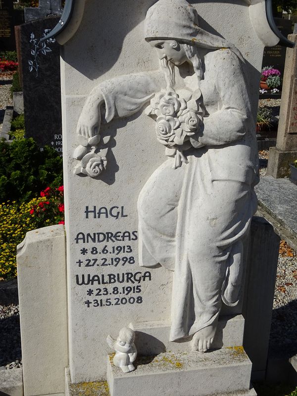 Klicken Sie zuerst in den Kreismittelpunkt, dann an irgendeiner Stelle auf den Kreis selbst.